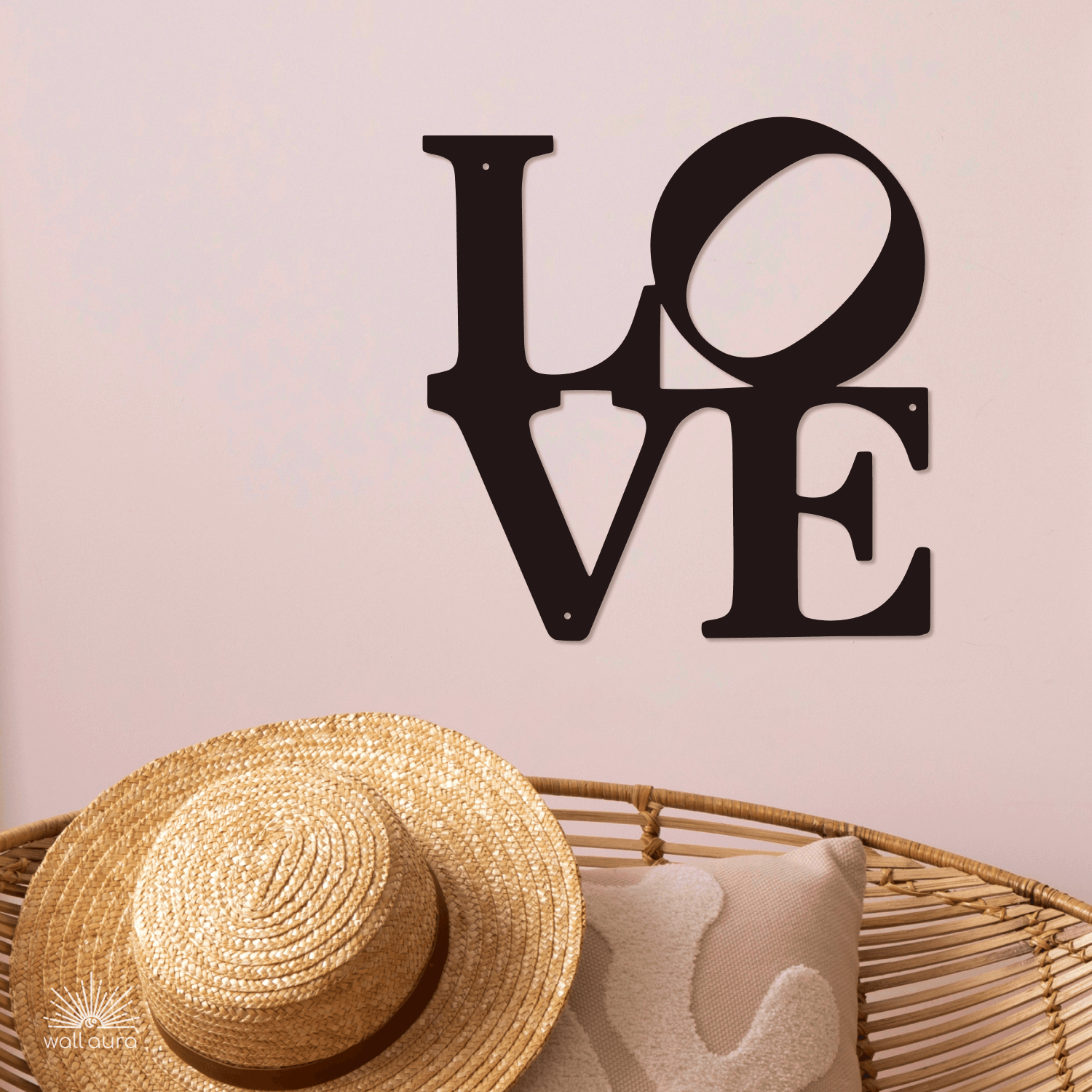 שלט אהבה בעיצוב מתכתי | אומנות קיר מברזל