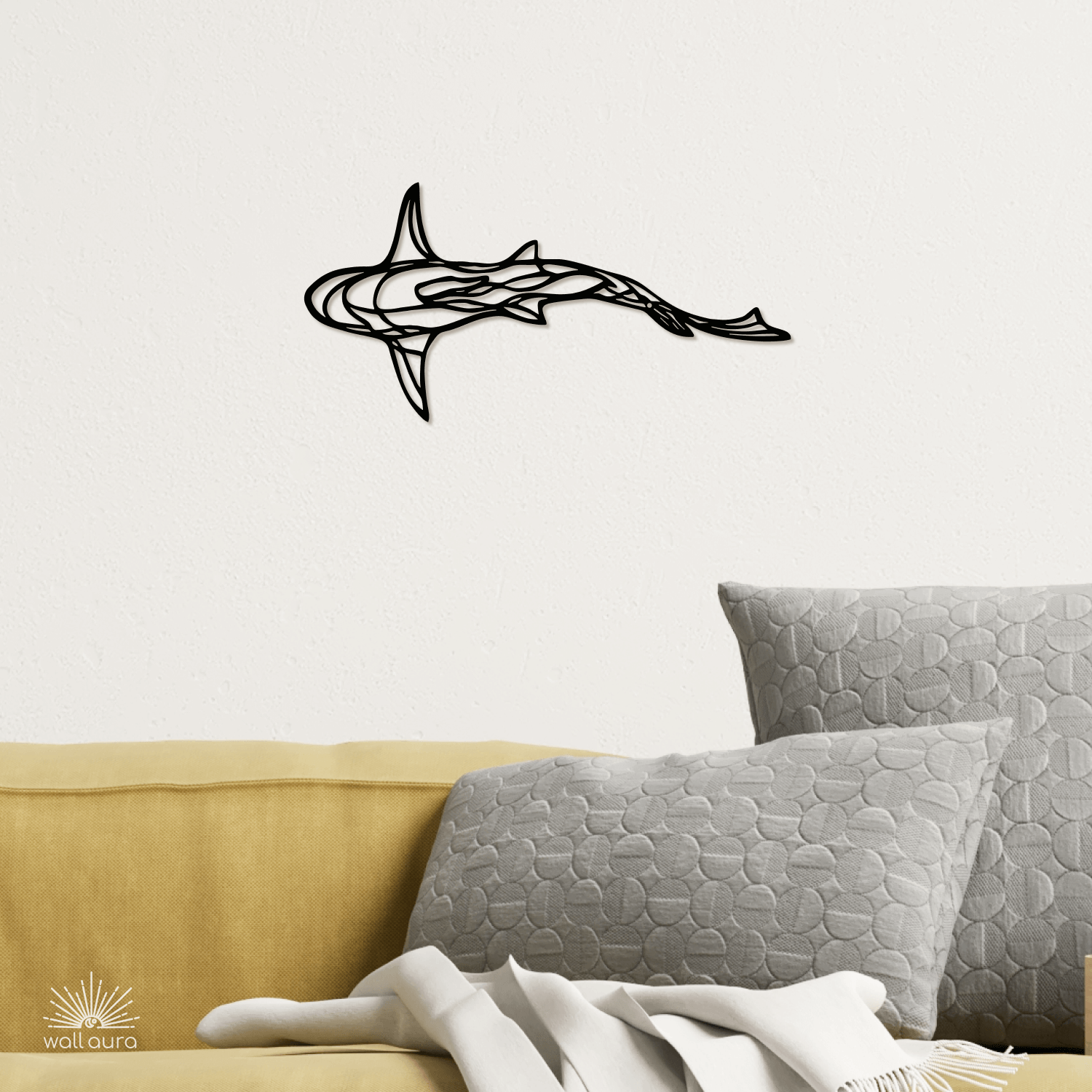 קישוט קיר ממתכת כריש