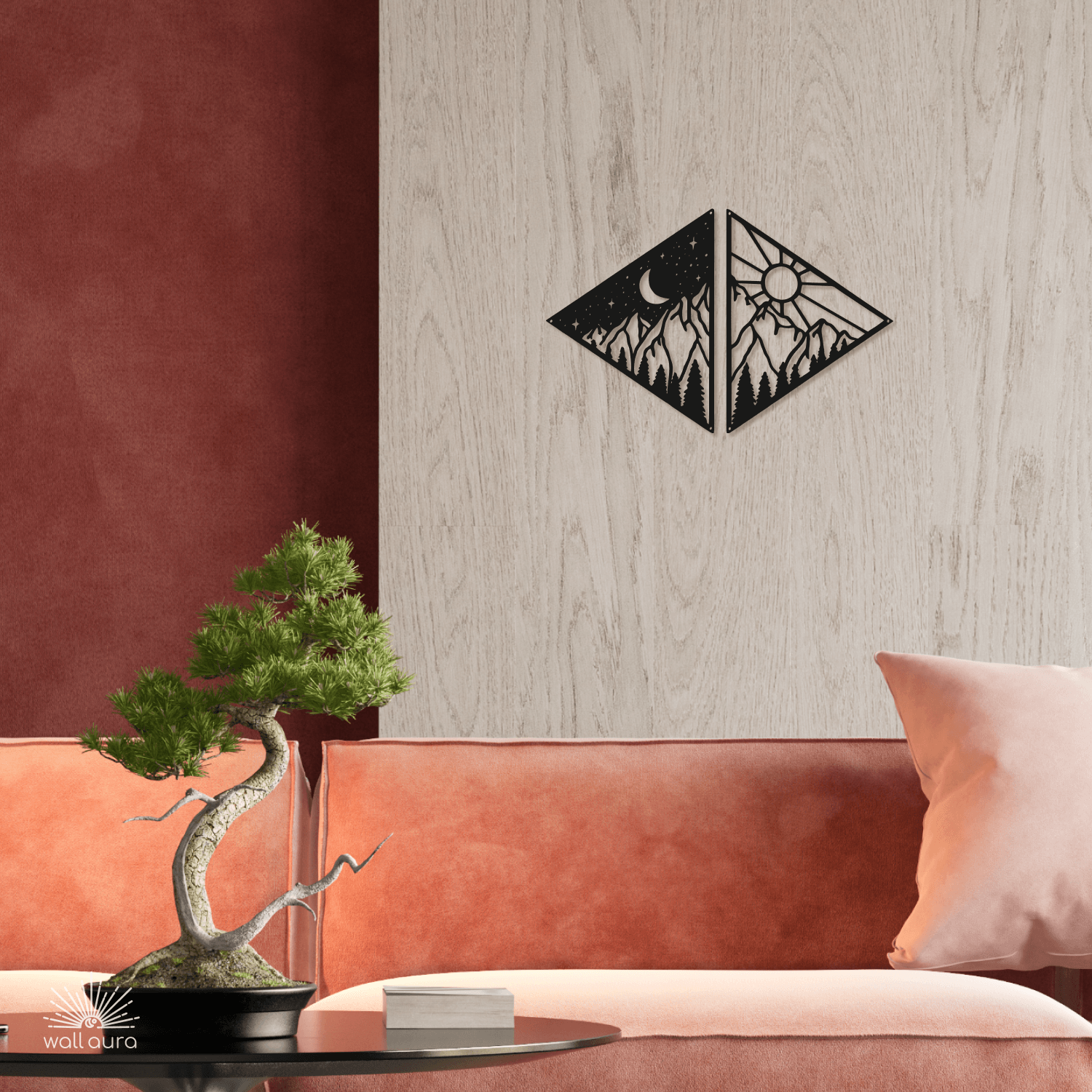 שמש ירח והרים משולשים ממתכת