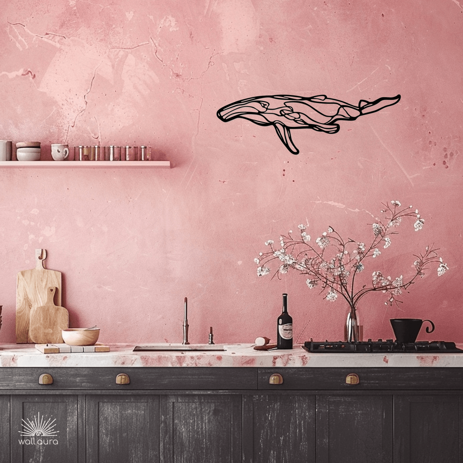 לוייתן קווי מתכת לתלייה על קיר